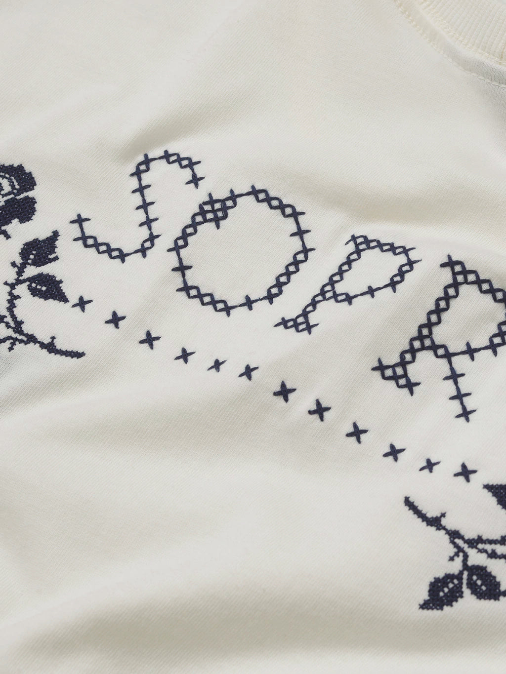 Camiseta Over Flores de Casa - loja online