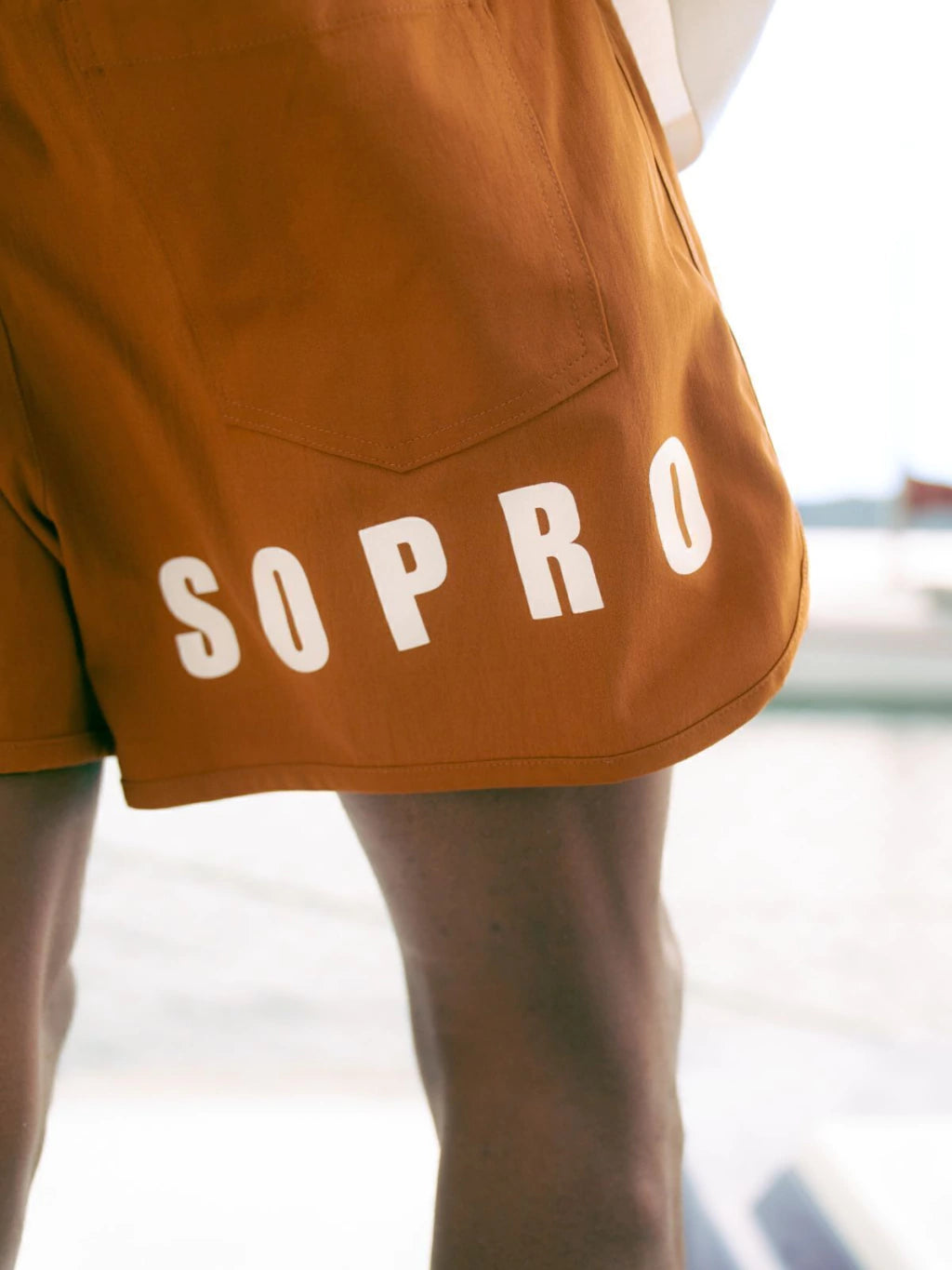 Shorts Camino na internet