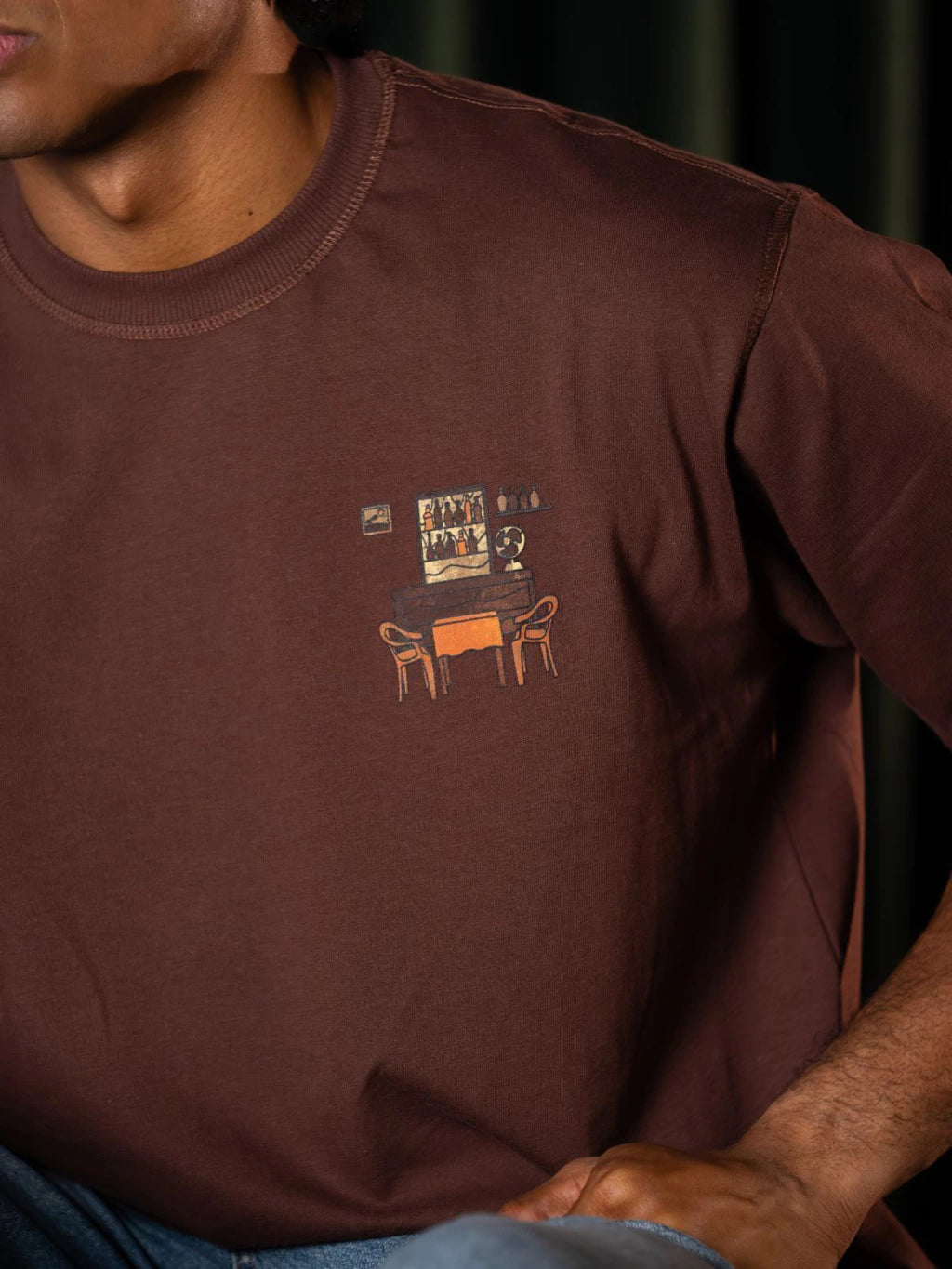 Imagem do Camiseta Over Cena em Ladrilho