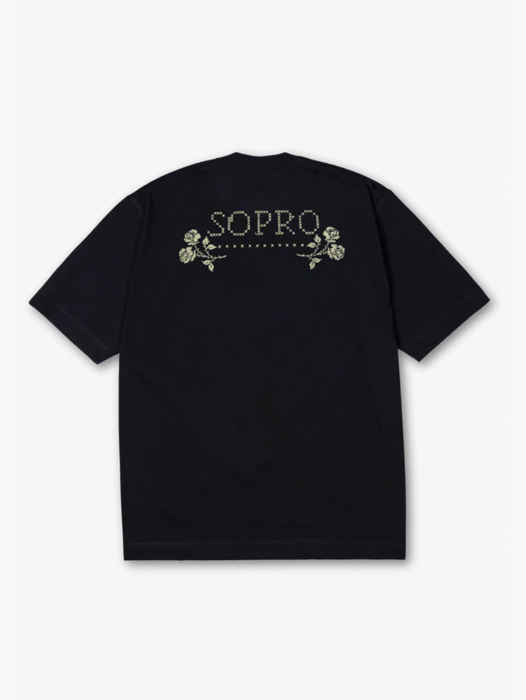 Camiseta Over Flores de Casa Preta