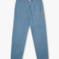 Calça Aporo Sulco jeans azul claro com bolsos frontais grandes e costura reforçada