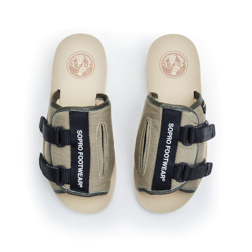 Anzu Sandal Green na internet